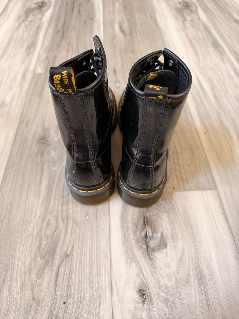 Dr. Martens 1460W Black Patent Leather Combat Boots Women’s Size 8 EU 39 - Picture 3 of 8
